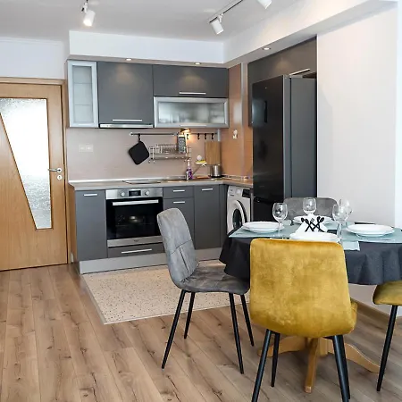 Bright&comfy 1br Flat In Levski District - By Flat Mаnаger Апартаменты Варна